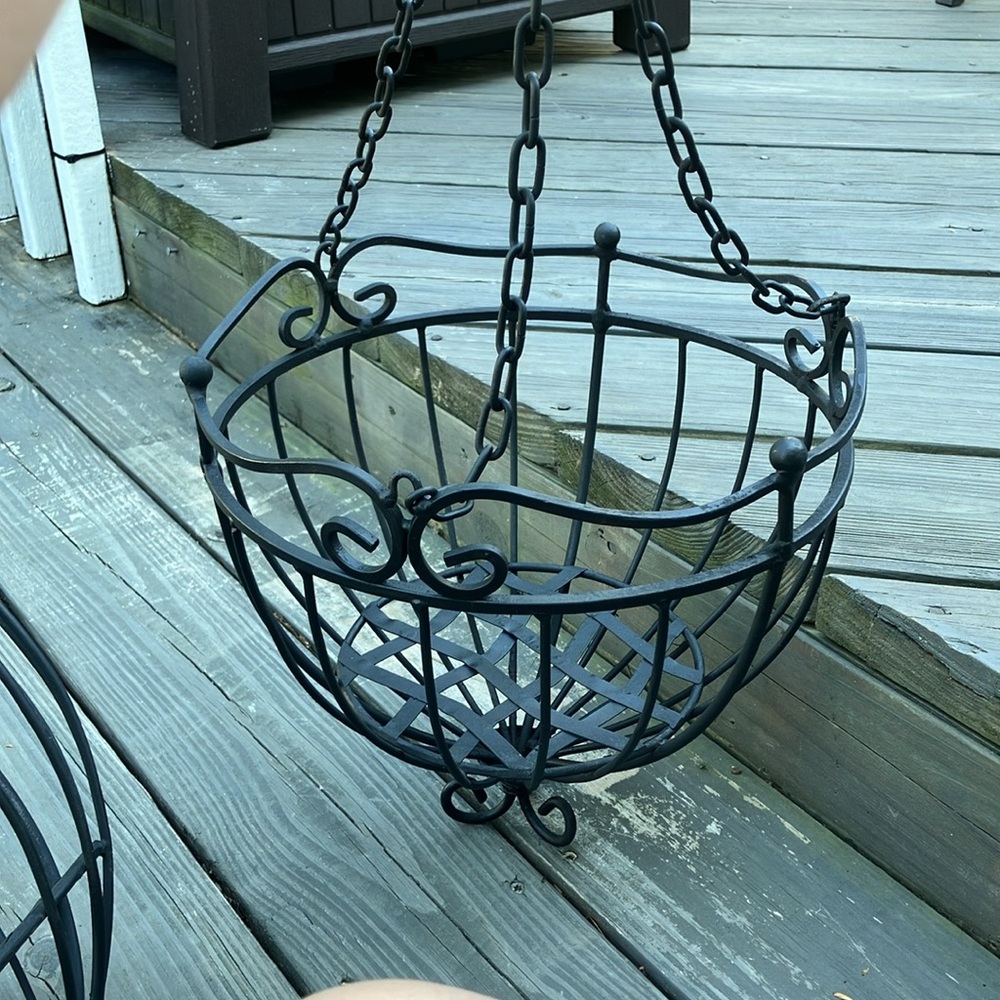 Black Metal Hanging Baskets Set Of 2 - Picture 5 of 6